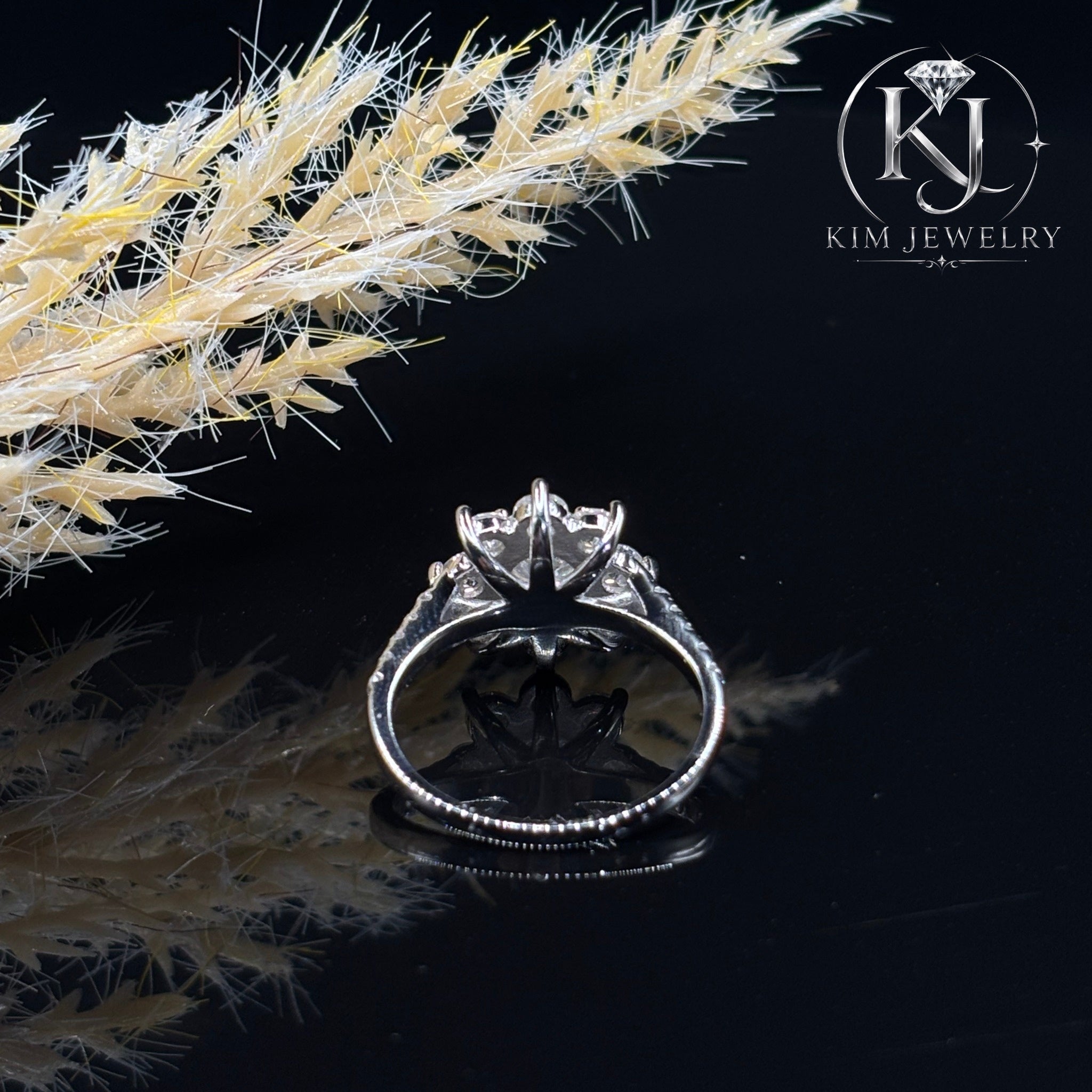 1CT | 2CT VVS D Color Flower Halo Round Cut Moissanite Engagement Ring
