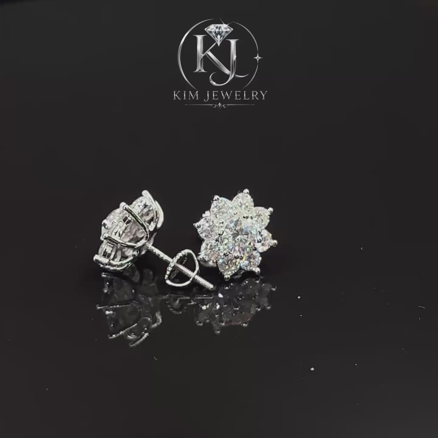 Flower Moissanite Stud Earrings