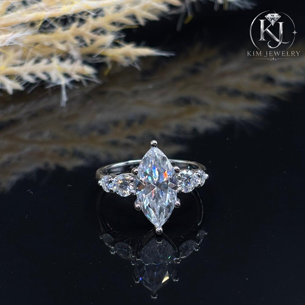 3CT Marquise Cut Moissanite Ring